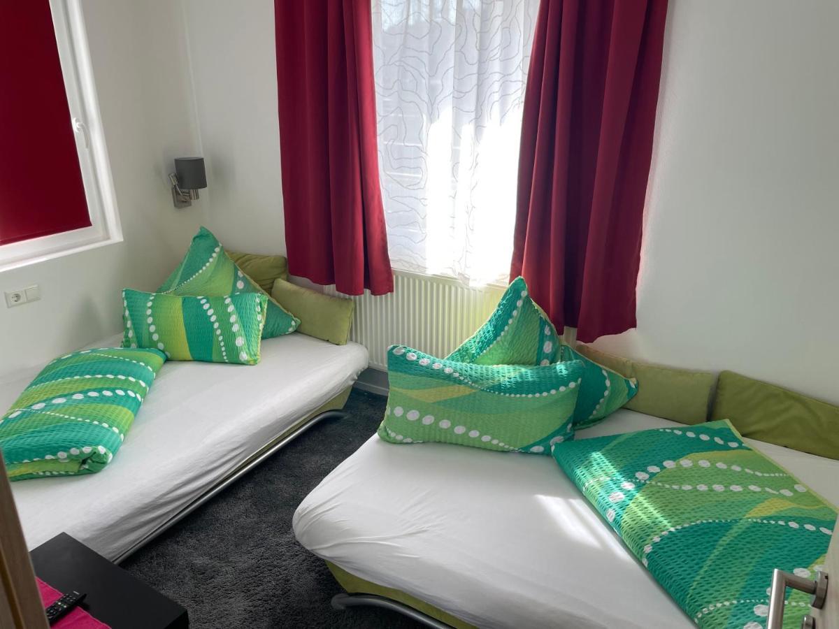 Gaestehaus Uezel Фридрихсхафен Экстерьер фото